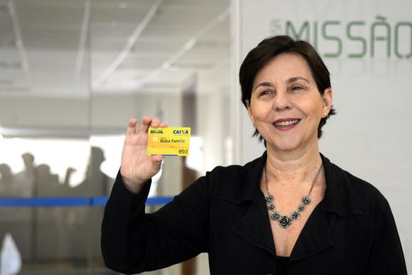 A ministra Tereza Campello anunciou mudanças no Bolsa Família, durante entrevista ao programa Bom Dia, Ministro (Foto: Antonio Cruz/ Agência Brasil)