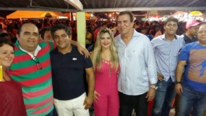 Naia recebeu amigos e empresários da região durante a festa da Padroeira de Santa Rita de Cássia