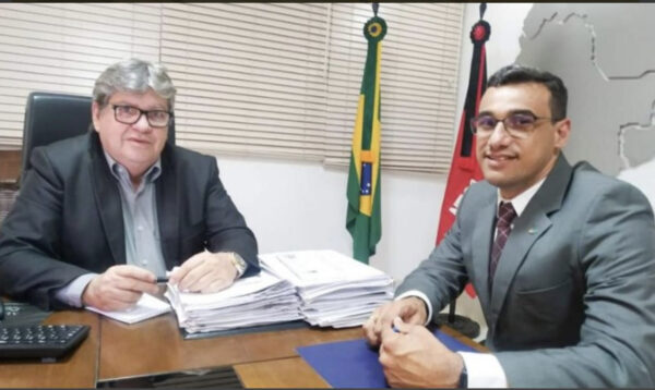 Chió revela bastidores de conversa com João sobre disputa para Mesa da ALPB:  “Pediu para que a gente pudesse ajudar a cumprir a palavra dada ao  Republicanos” - PB Vale